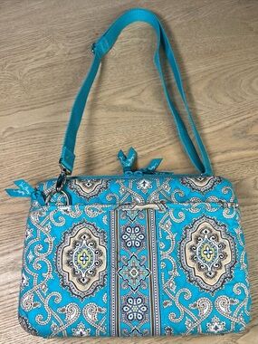 Vera Bradley NWT Quilted Hard Shell Tablet IPad Case Totally Turquoise Retired